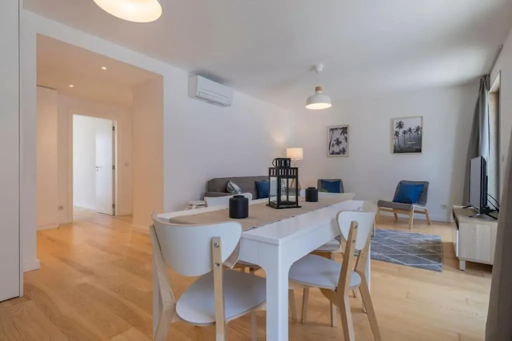 Apartment Campolide 2 Bedroom Delight By Innkeeper Lisbon