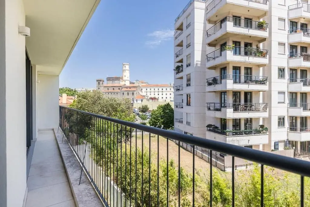 Campolide 2 Bedroom Delight By Innkeeper Lisbon 0*,